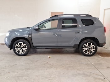 Used Dacia Duster 2023 for sale - 77847369: Photo