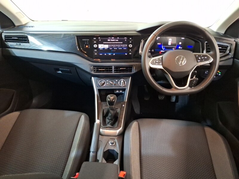 Used Volkswagen Polo 2024 for sale - 76321237: Photo 2
