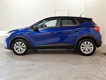 Used Renault Captur 2021 for sale - 76135015: Photo