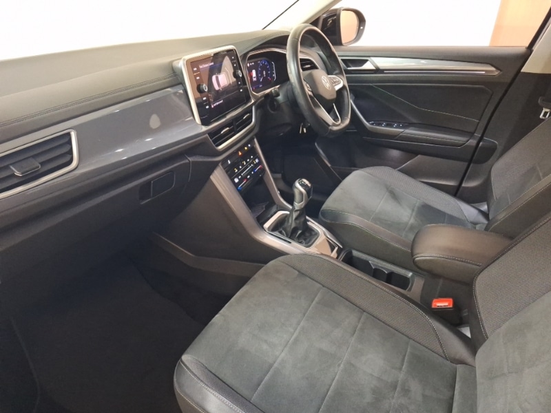 Used Volkswagen T-Roc 2023 for sale - 77908281: Photo 5