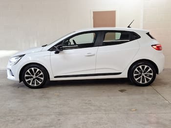 Used Renault Clio 2023 for sale - 79844666: Photo