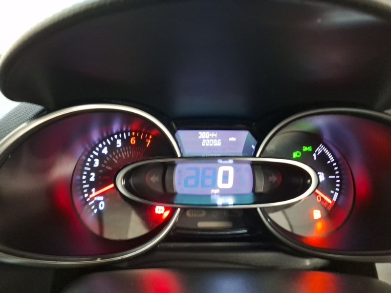 Used Renault Clio 2018 for sale - 77154848: Photo 10