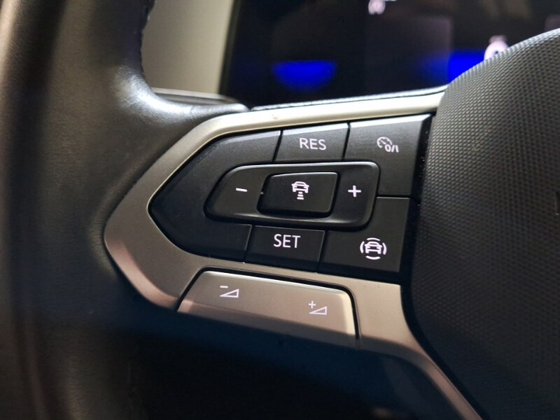 Used Volkswagen T-Roc 2024 for sale - 77518069: Photo 18