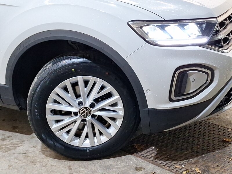 Used Volkswagen T-Roc 2024 for sale - 77518069: Photo 9