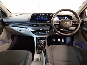 Used Hyundai BAYON 2024 for sale - 77371302: Photo