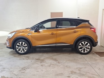 Used Renault Captur 2020 for sale - 77623013: Photo