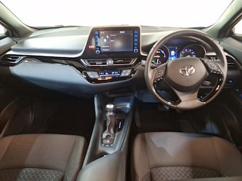 Used Toyota C-HR 2022 for sale - 76343530: Photo