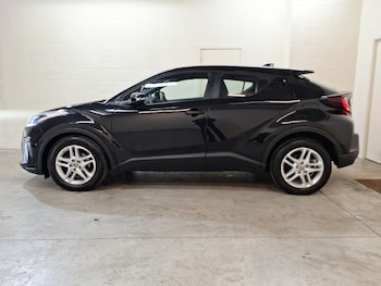 Used Toyota C-HR 2022 for sale - 76343530: Photo