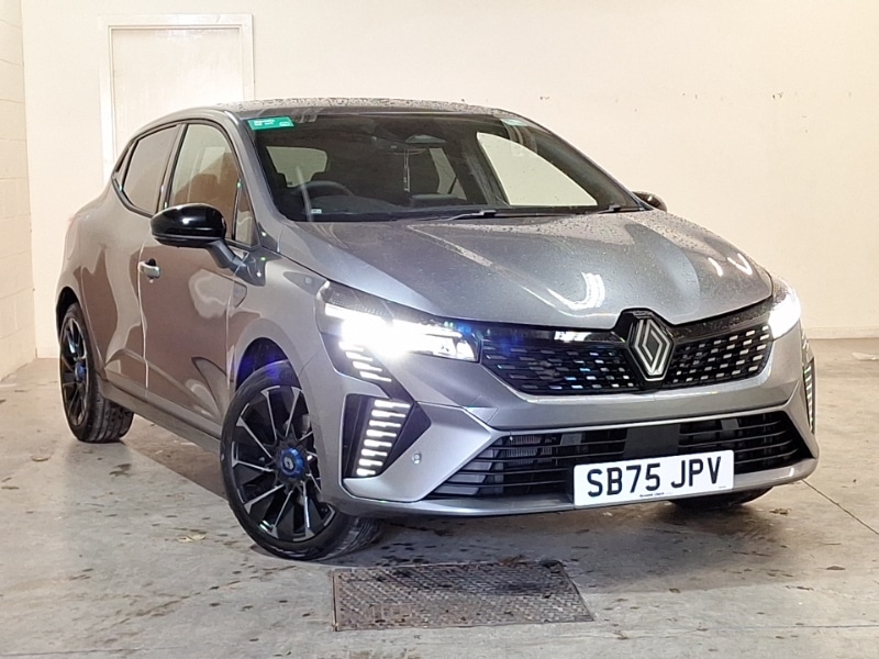 Used Renault Clio 2025 for sale - 76853997: Photo 1