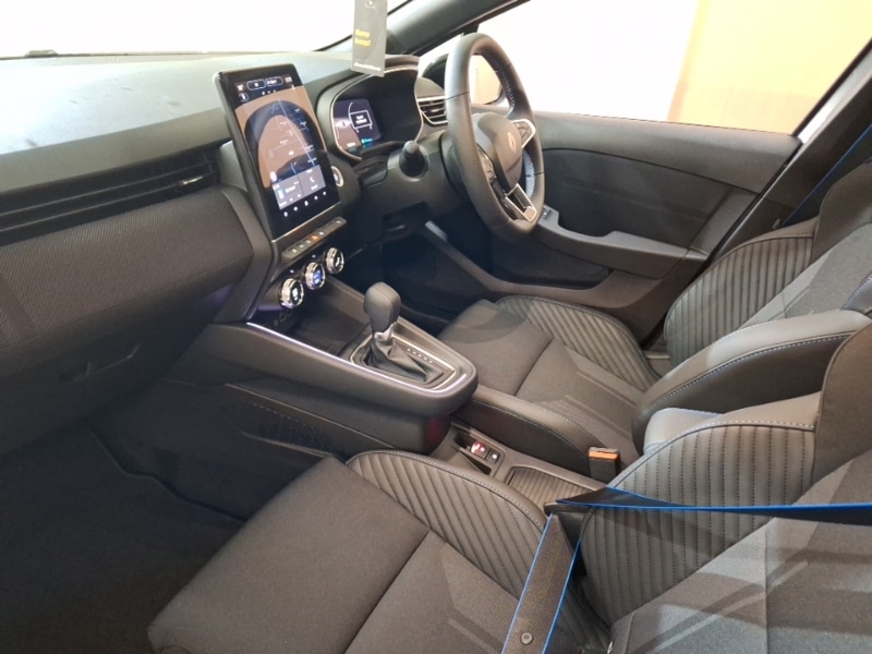 Used Renault Clio 2025 for sale - 76853997: Photo 5