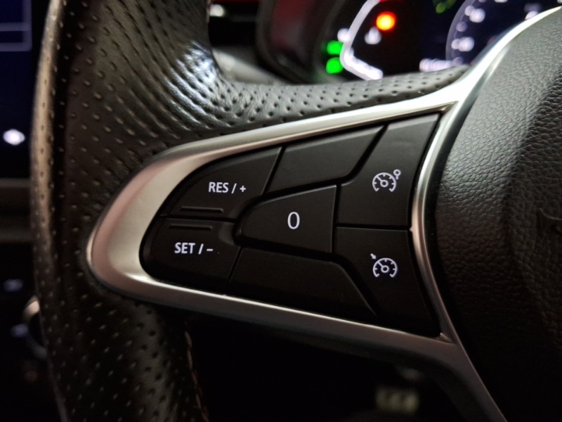 Used Renault Clio 2022 for sale - 76663927: Photo 18