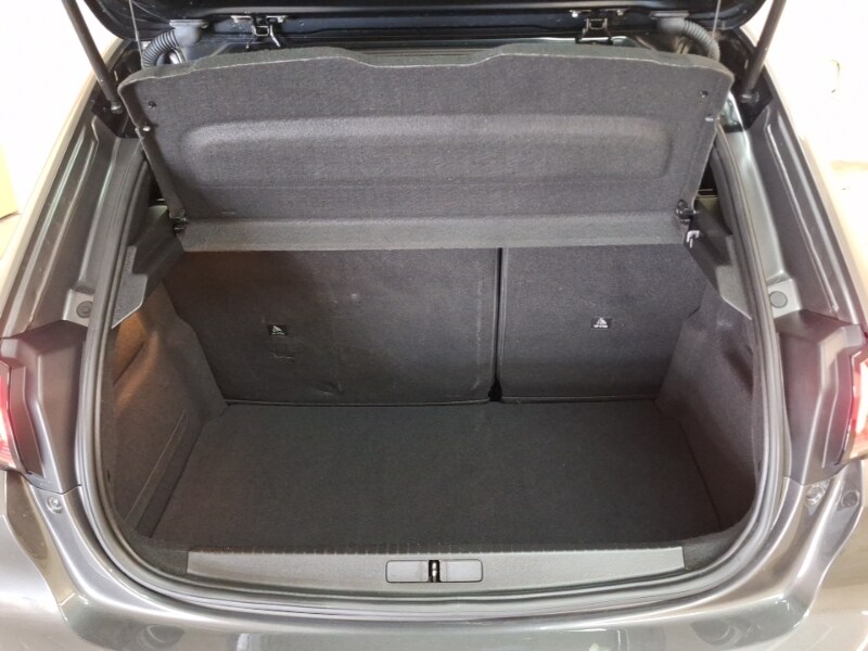 Used Peugeot 208 2023 for sale - 78033141: Photo 8