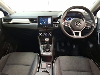 Used Renault Captur 2024 for sale - 79074622: Photo