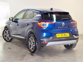 Used Renault Captur 2024 for sale - 79074622: Photo