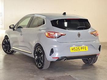 Used Renault Clio 2025 for sale - 79139061: Photo