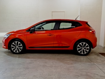 Used Renault Clio 2022 for sale - 76575698: Photo