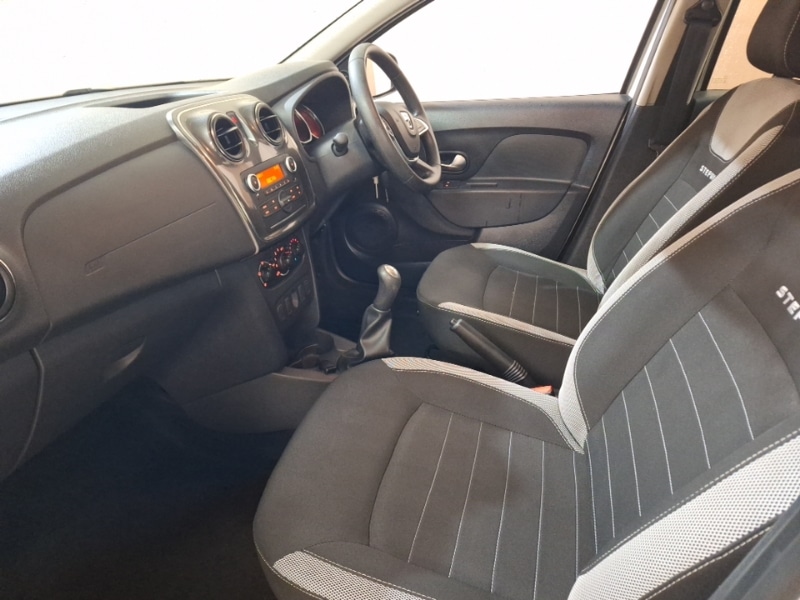 Used Dacia Sandero Stepway 2016 for sale - 77536778: Photo 5