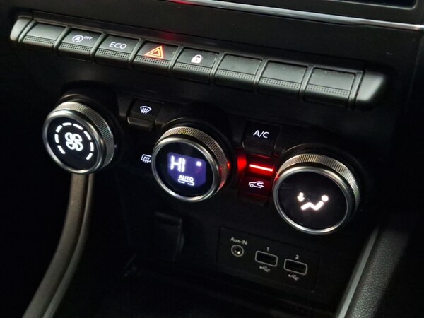 Used Renault Captur 2022 for sale - 76165968: Photo 16