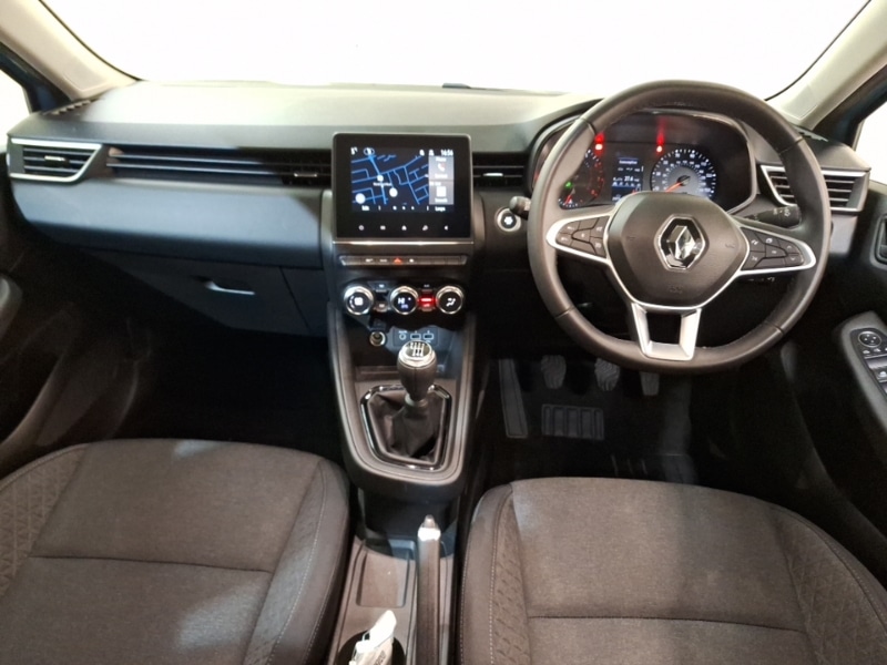 Used Renault Clio 2021 for sale - 76630816: Photo 2