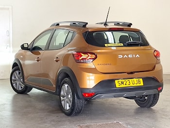 Used Dacia Sandero Stepway 2023 for sale - 79332643: Photo