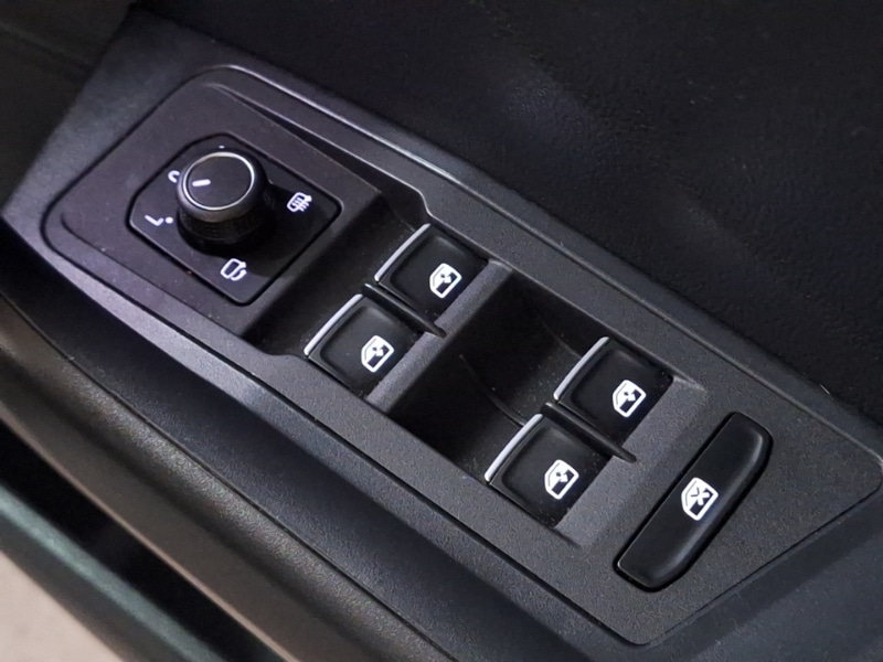 Used Volkswagen T-Roc 2019 for sale - 78113320: Photo 12