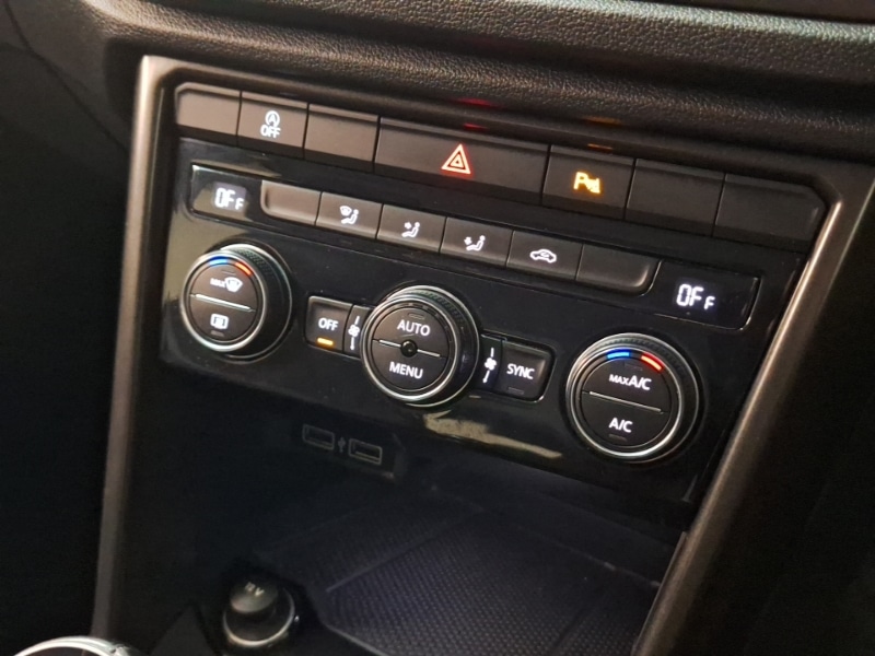 Used Volkswagen T-Roc 2019 for sale - 78113320: Photo 16