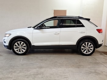Used Volkswagen T-Roc 2019 for sale - 78113320: Photo