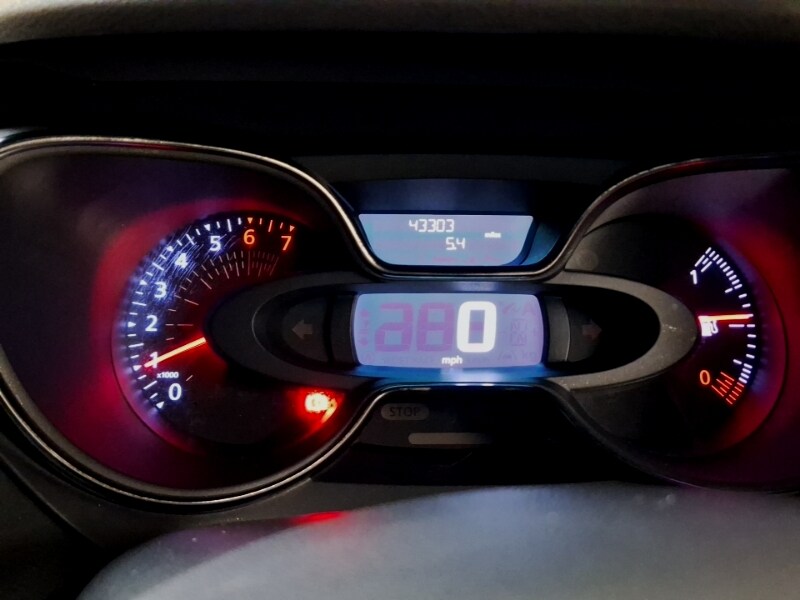 Used Renault Captur 2017 for sale - 78211225: Photo 11