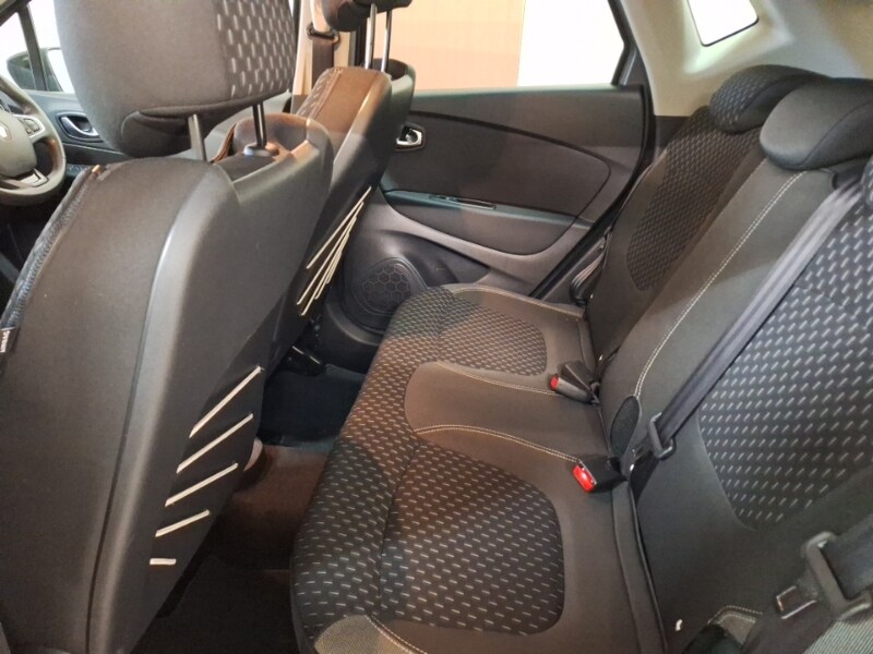 Used Renault Captur 2017 for sale - 78211225: Photo 6