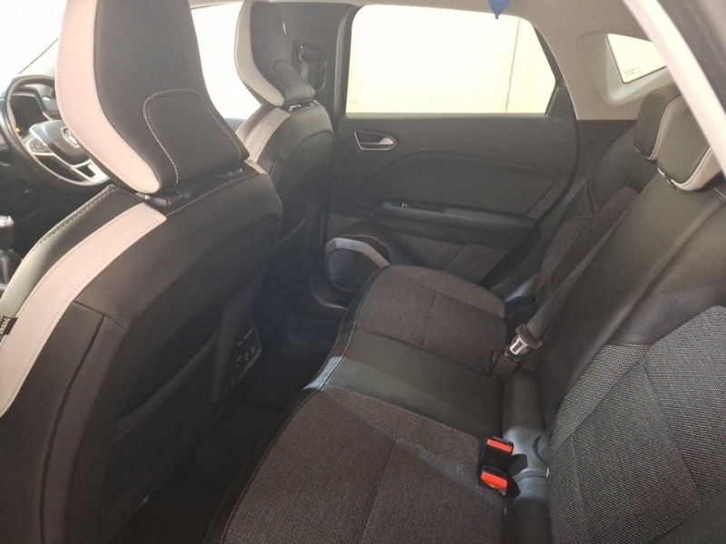 Used Renault Captur 2020 for sale - 76602542: Photo 6