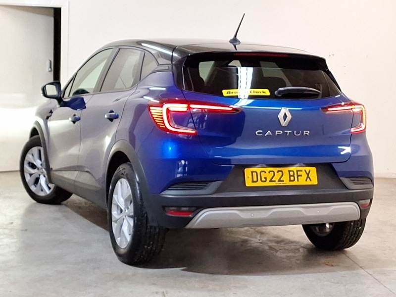 Used Renault Captur 2022 for sale - 76708068: Photo 3