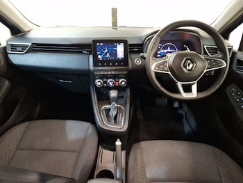 Used Renault Clio 2022 for sale - 76800173: Photo