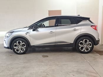 Used Renault Captur 2023 for sale - 79681591: Photo