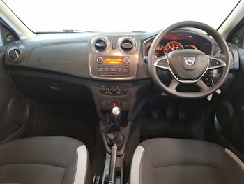 Used Dacia Sandero Stepway 2020 for sale - 78853343: Photo