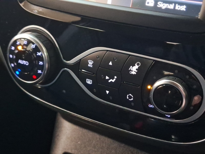 Used Renault Captur 2018 for sale - 76822273: Photo 15