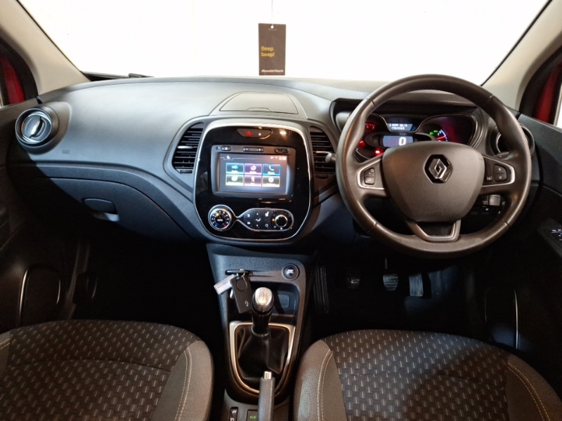 Used Renault Captur 2018 for sale - 76822273: Photo 2