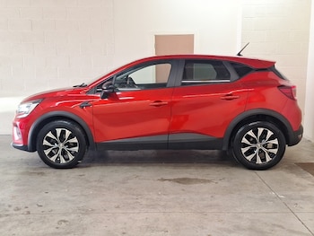 Used Renault Captur 2023 for sale - 79529665: Photo
