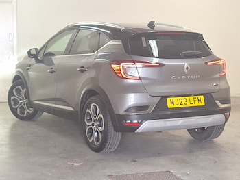 Used Renault Captur 2023 for sale - 78842080: Photo