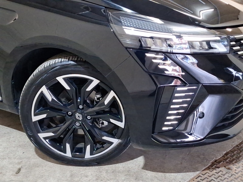 Used Renault Clio 2024 for sale - 76613944: Photo 9