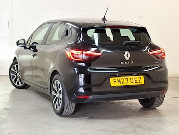 Used Renault Clio 2023 for sale - 75900590: Photo