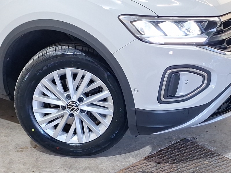 Used Volkswagen T-Roc 2024 for sale - 76566961: Photo 9