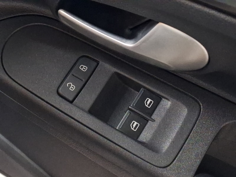 Used Volkswagen up! 2023 for sale - 76925273: Photo 12