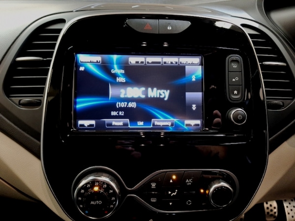 Used Renault Captur 2018 for sale - 76289362: Photo 12