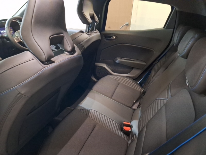 Used Renault Clio 2025 for sale - 76854001: Photo 6