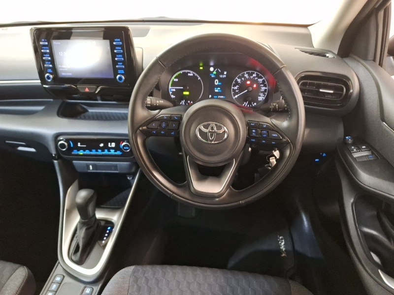 Used Toyota Yaris 2022 for sale - 76335637: Photo 11