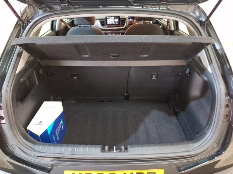 Used Kia Stonic 2022 for sale - 76437671: Photo 8