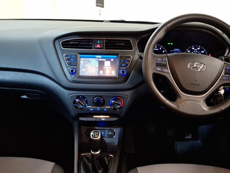 Used Hyundai i20 2020 for sale - 76721738: Photo 7
