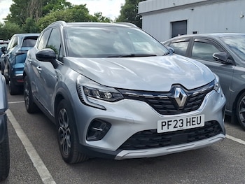 Used Renault Captur 2023 for sale - 78821330: Photo
