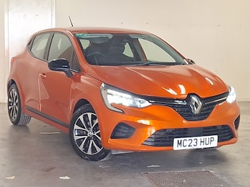 Used Renault Clio 2023 for sale - 79267597: Photo