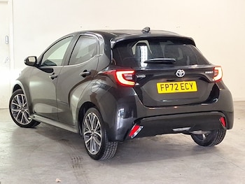 Used Toyota Yaris 2022 for sale - 78921745: Photo